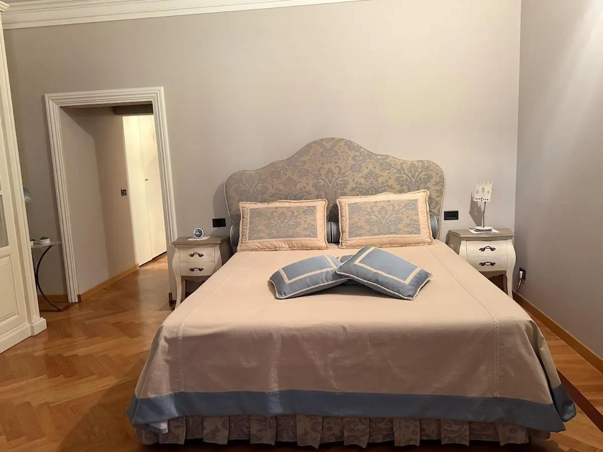Cuore Antico 12 Apartment Prato  İtalya