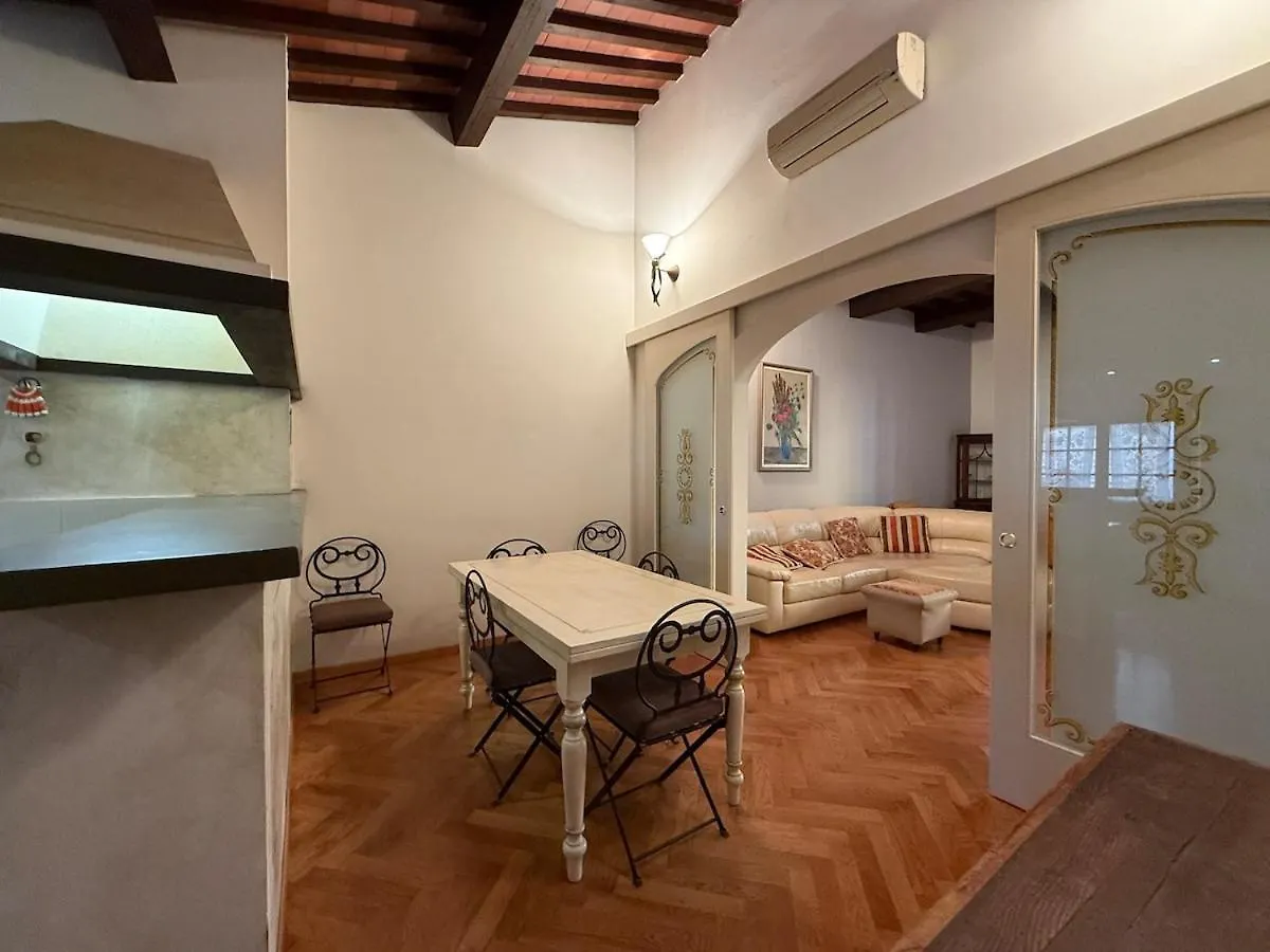 Cuore Antico 12 Apartment Prato