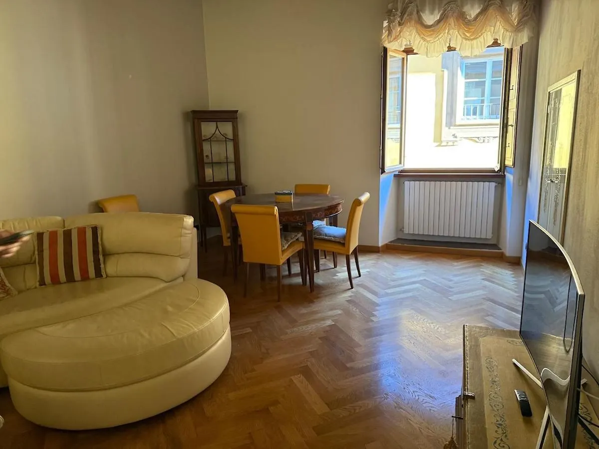 Cuore Antico 12 Apartment Prato  0*, Prato (Prato) İtalya