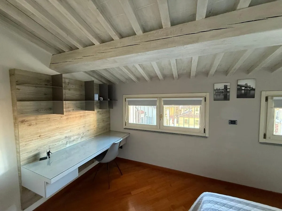Cuore Antico 12 Apartment Prato  İtalya