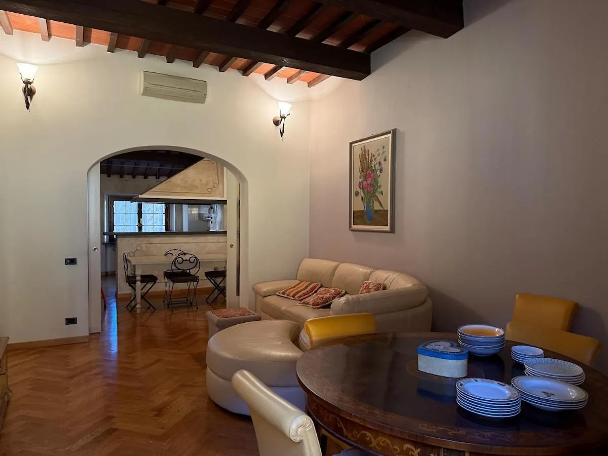 Cuore Antico 12 Apartment Prato  0*, Prato (Prato) İtalya