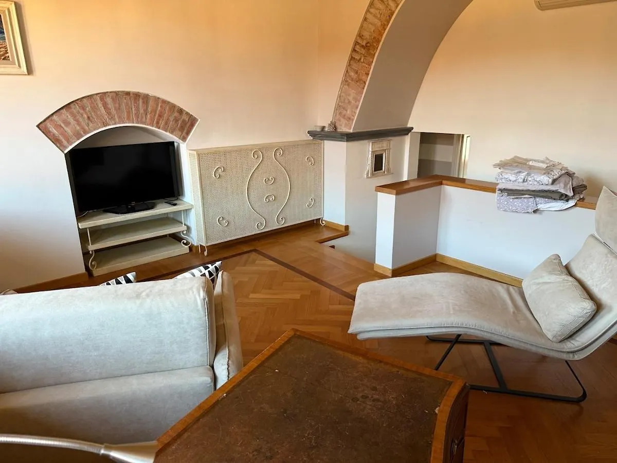 Cuore Antico 12 Apartment Prato   Prato (Prato)